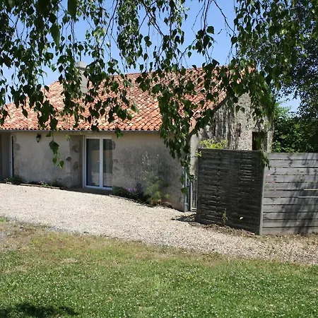 De La Breneliere Apartment